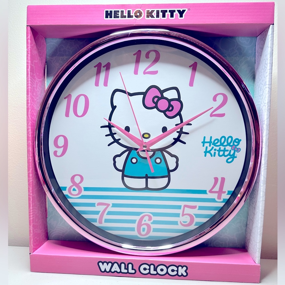 Hello Kitty Wall Clock